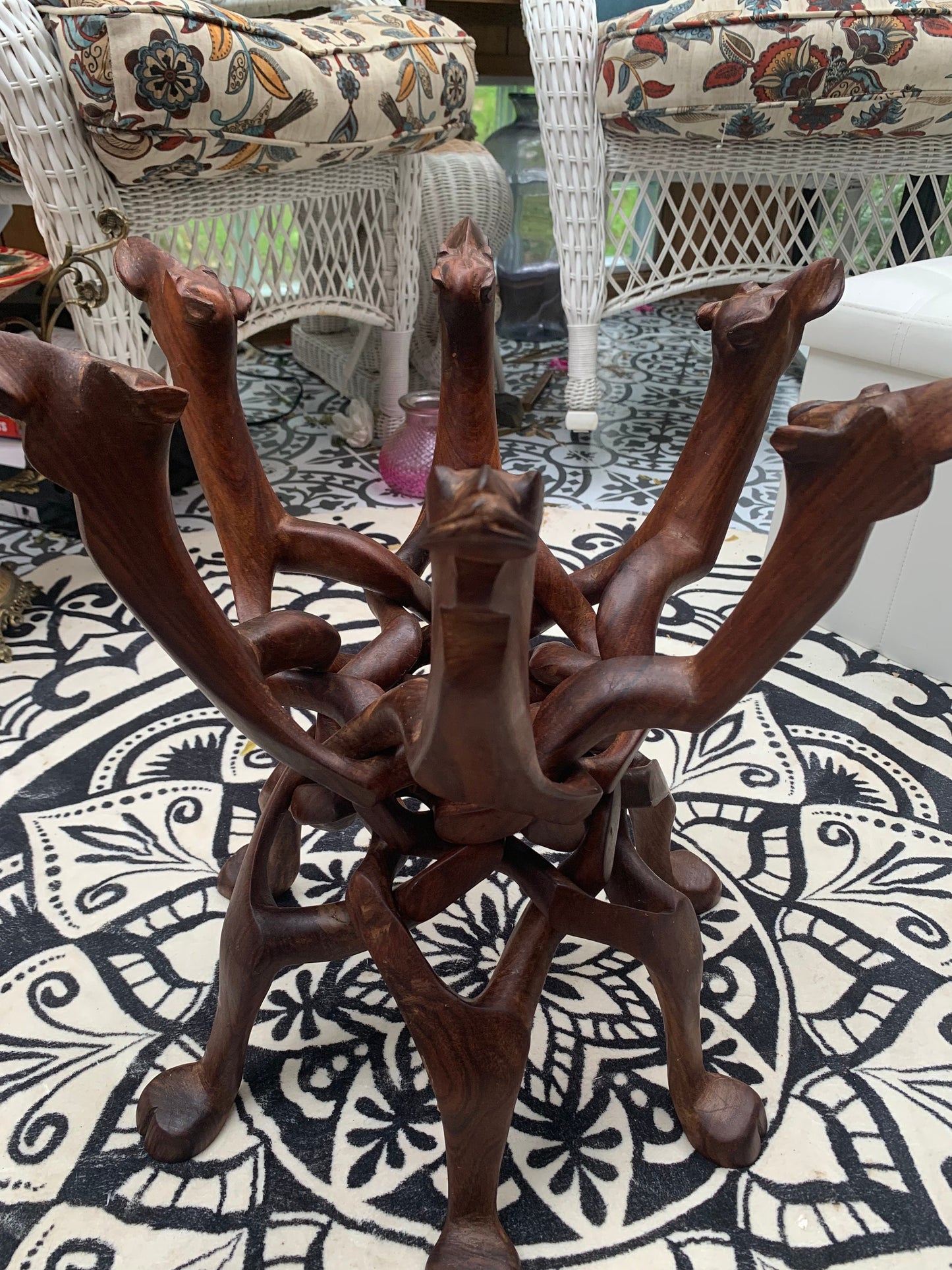 Amazing 6 Headed Hand Craved Camel folding stand/table