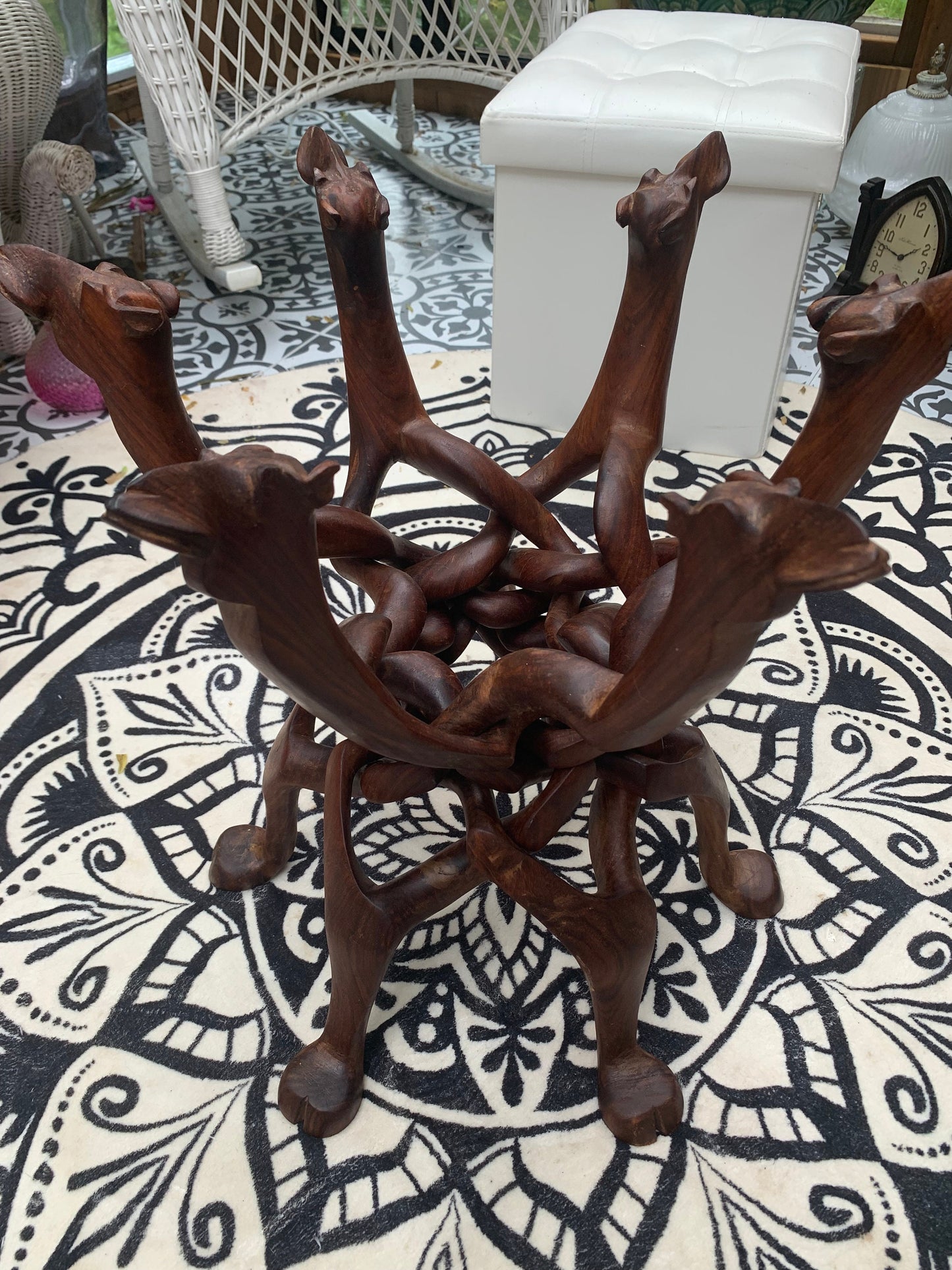 Amazing 6 Headed Hand Craved Camel folding stand/table