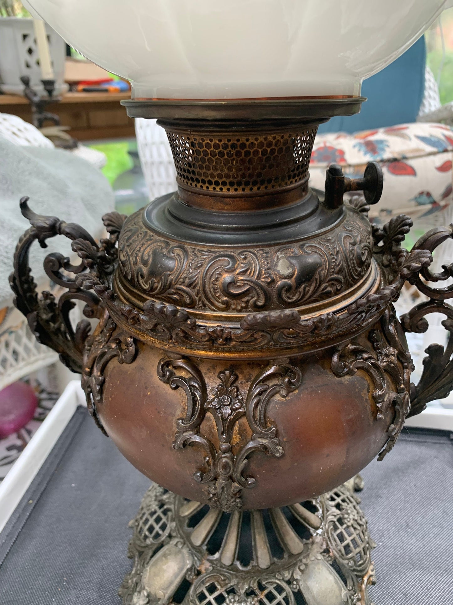 Rare Victorian B and H  Parlor Kerosene Oil Lamp Bradley & Hubbard Center Draft Lamp with Lion Face Round Shade